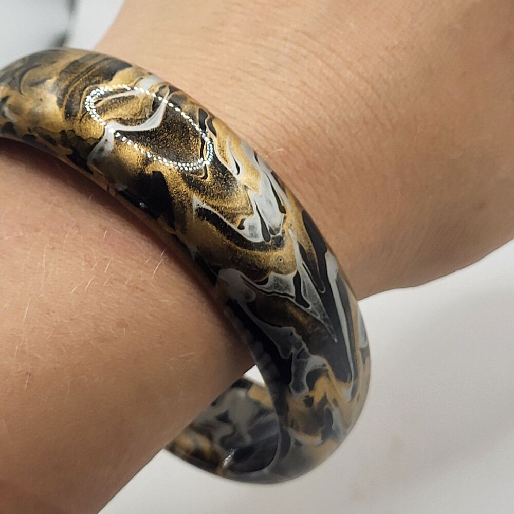 Vintage Chunky Abstract Bangle Bracelet Black Gold White Swirl Marbled Mod 60s 8
